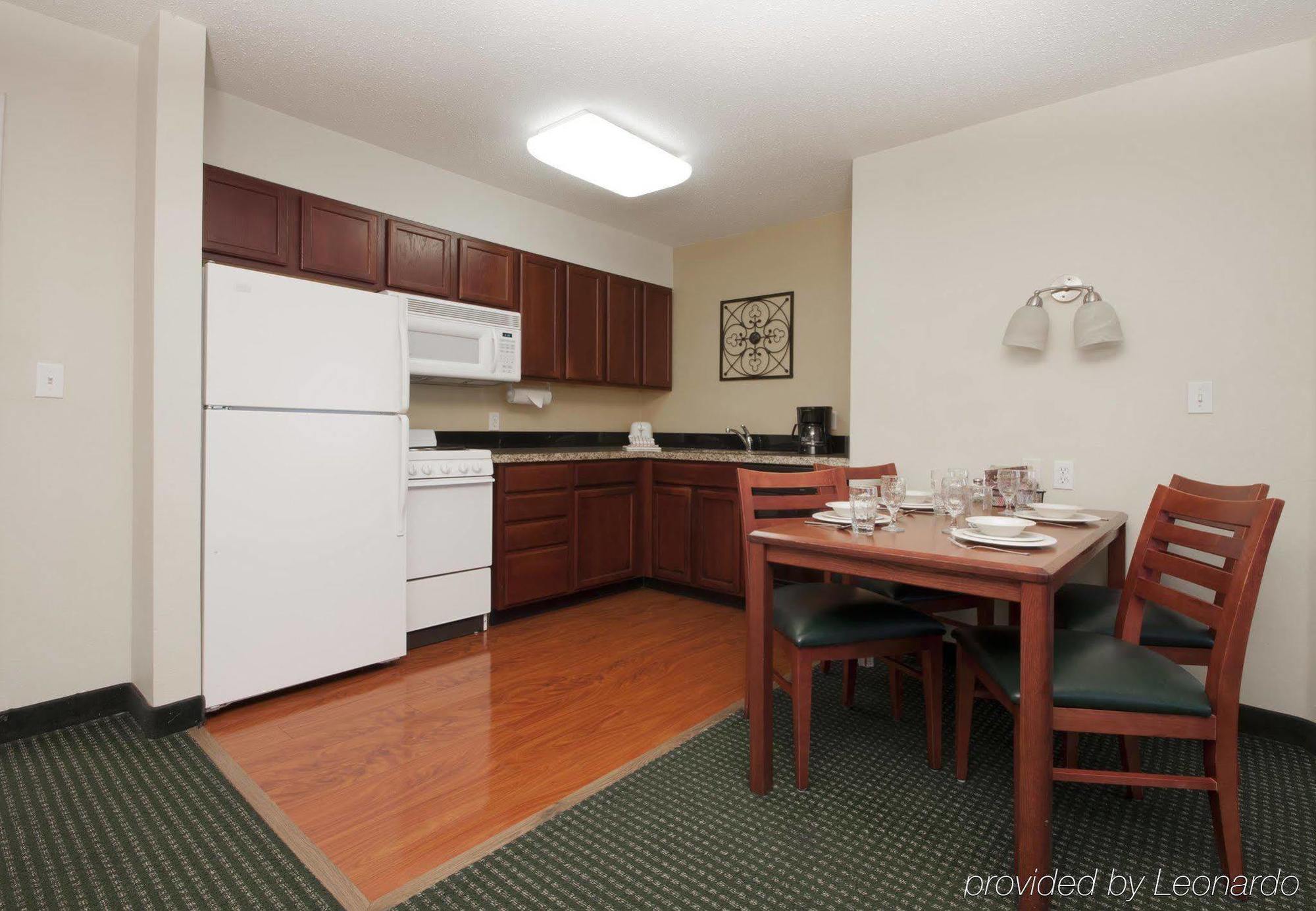 Residence Inn By Marriott Tulsa South Extérieur photo
